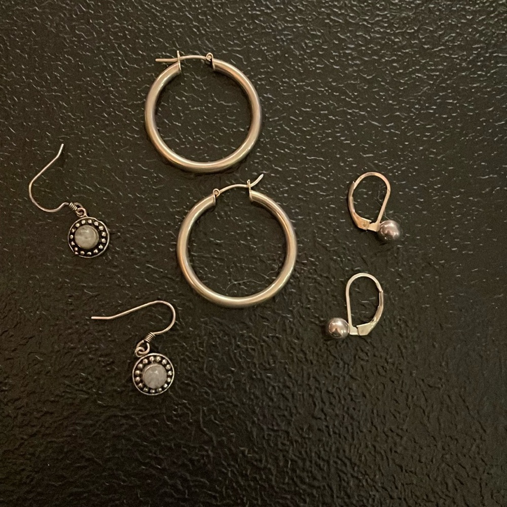 Various silver earrings
